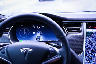 特斯拉的自动驾驶技术再次升级，引领行业创新！