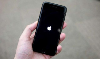 苹果手机黑屏一直转圈圈是什么原因（苹果手